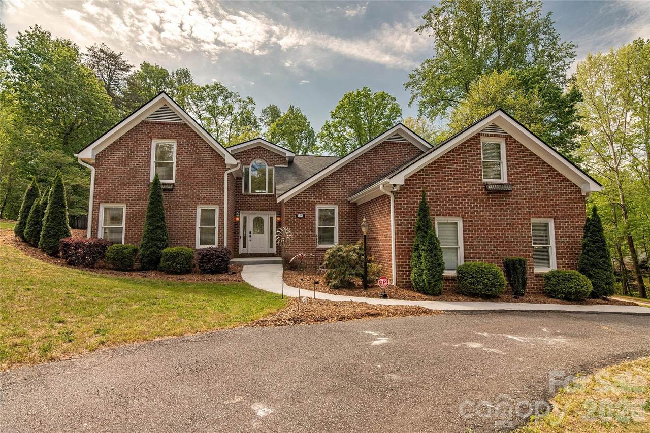 189 Ridgeview Drive - Photo 1