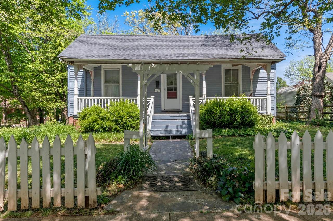 15 Sprague Street - Photo 1