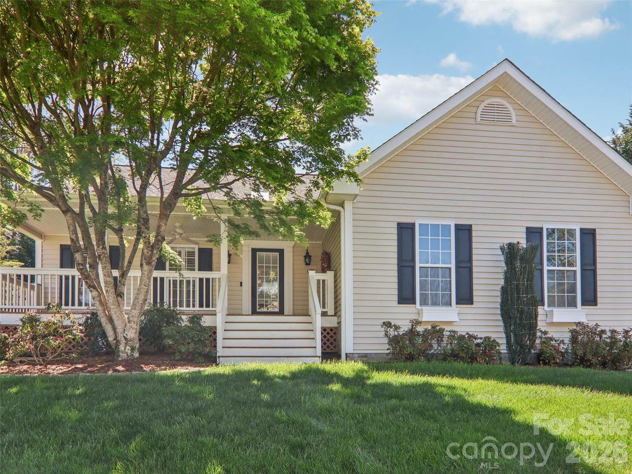 117 Apple Meadow Court - Photo 1