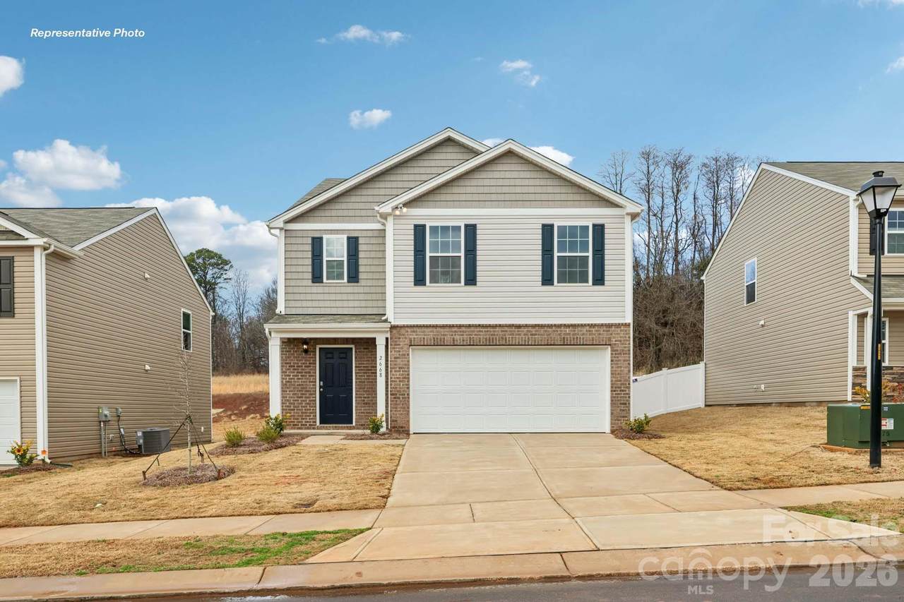 1402 Mammoth Road - Photo 1