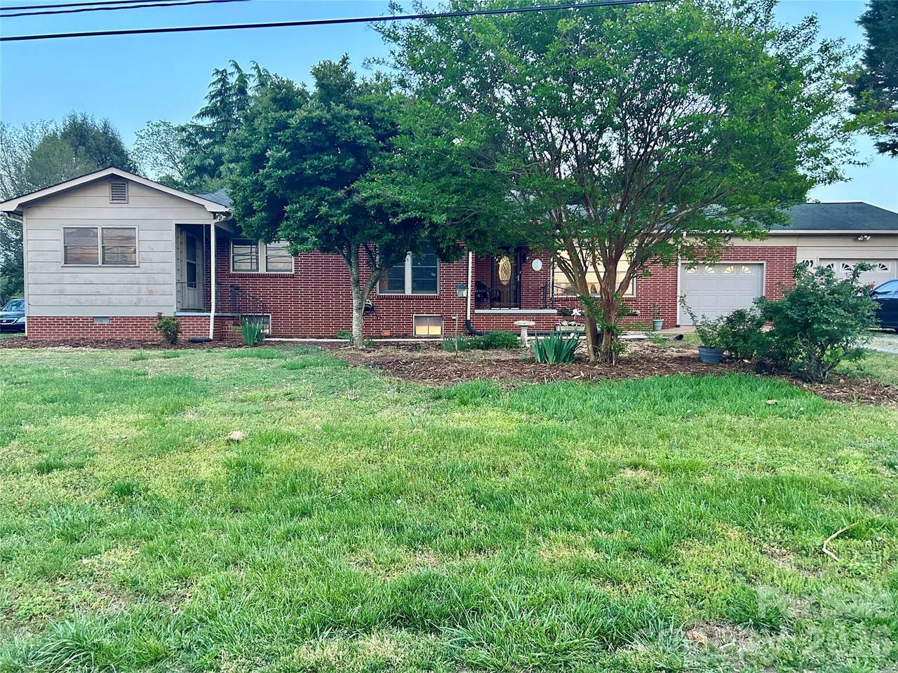 109 Air Park Drive - Photo 1
