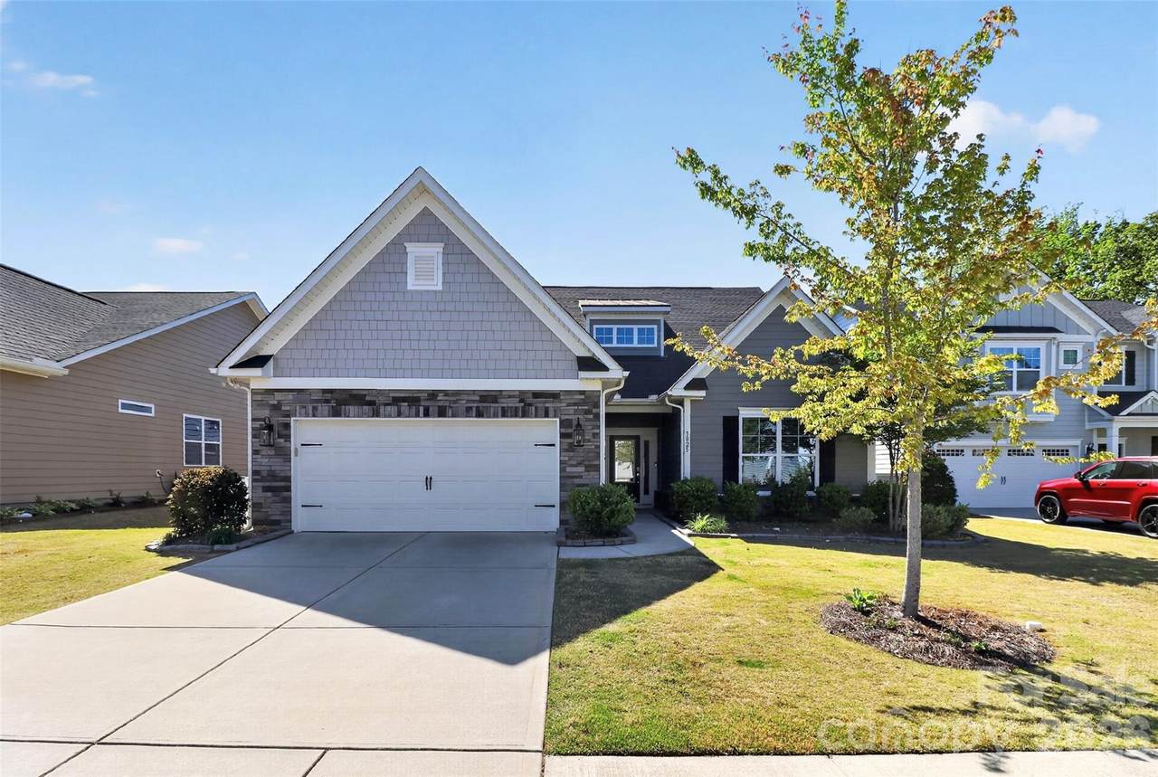 3025 Kinsley Court - Photo 1