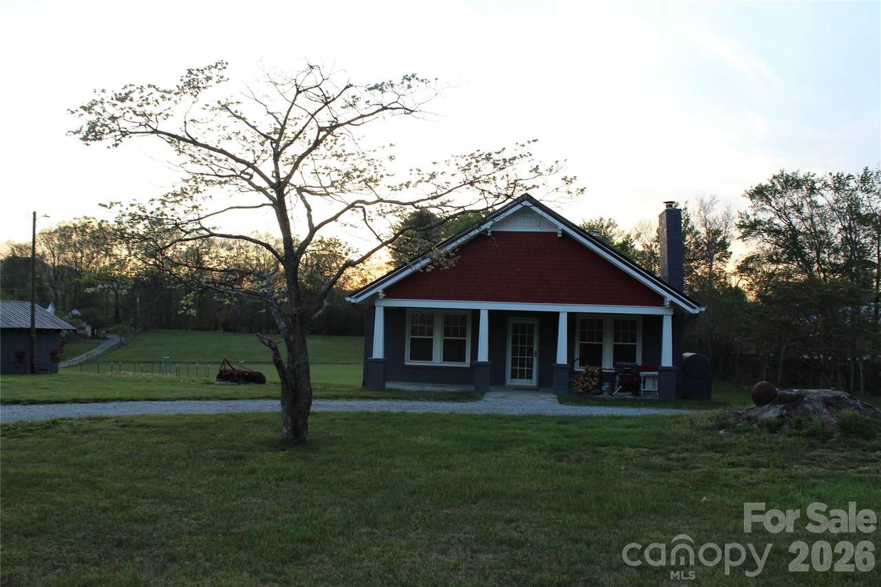 300 Banner Farm Road - Photo 1