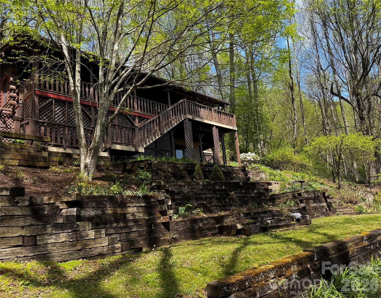1618 Walnut Creek Road - Photo 1