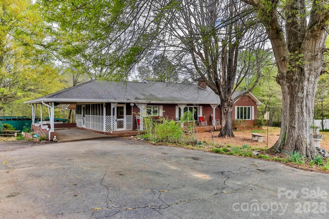 364 Dave Sims Road - Photo 1