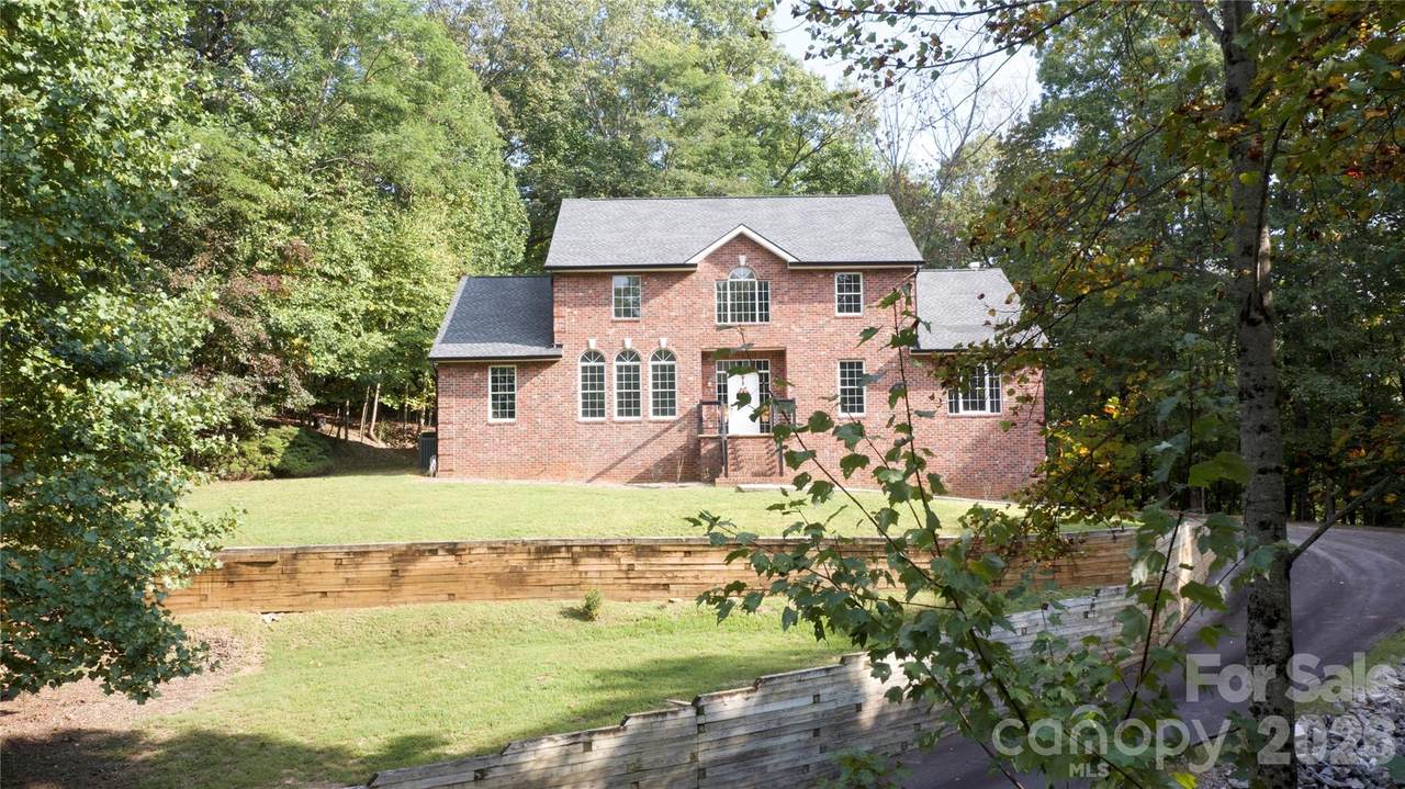 1064 Skye Drive - Photo 1