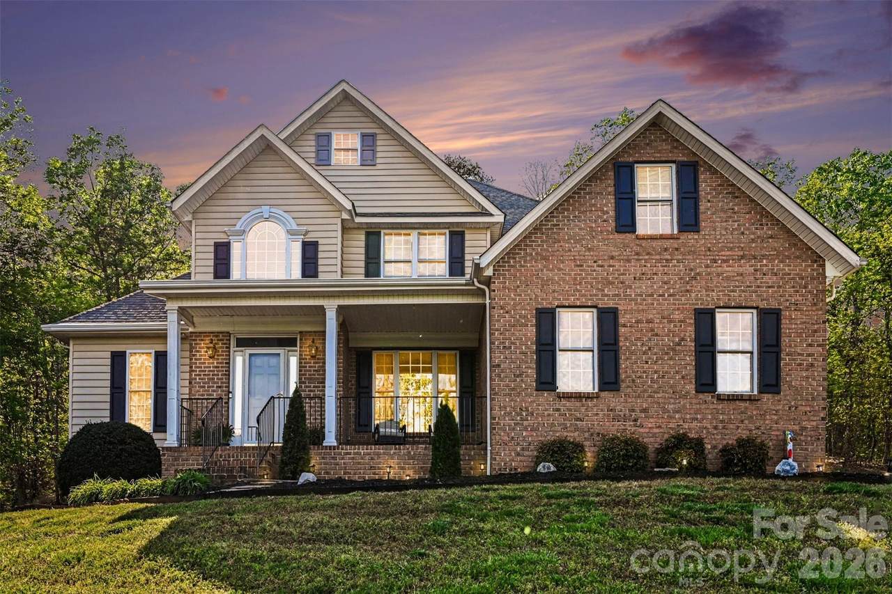 7940 Oakmont Court - Photo 1