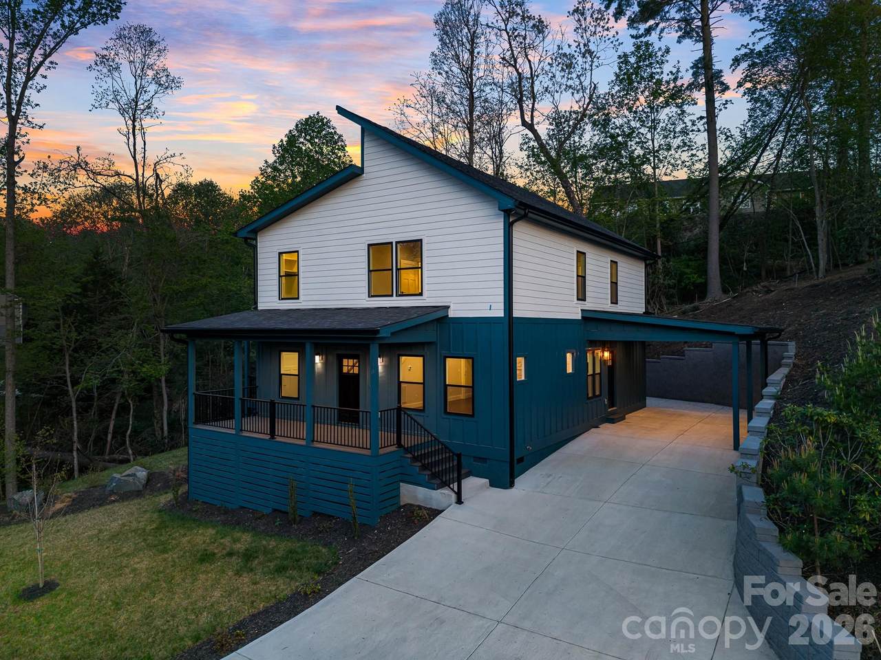 18 Winterhawk Drive - Photo 1