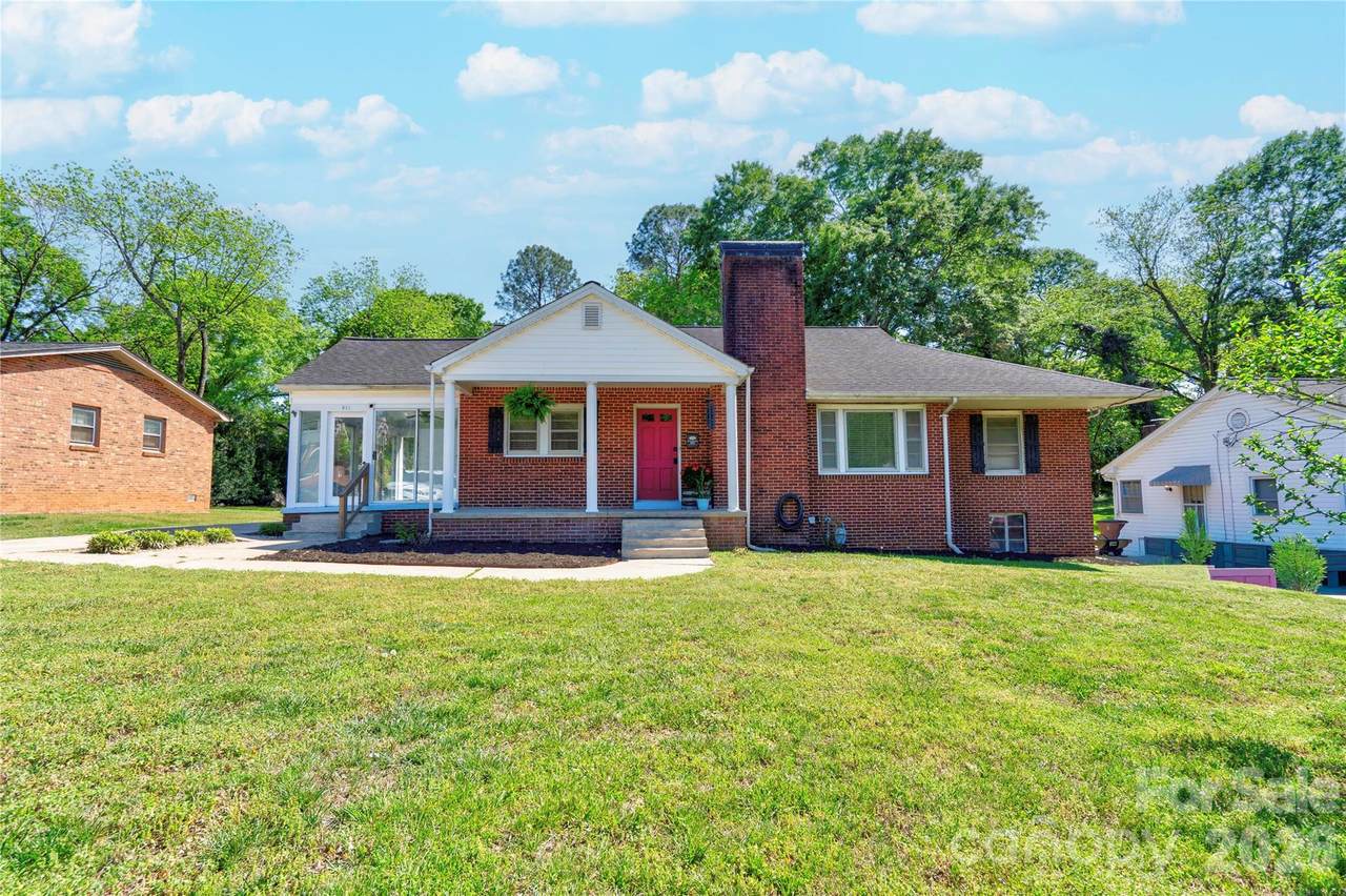 511 Sumter Street - Photo 1