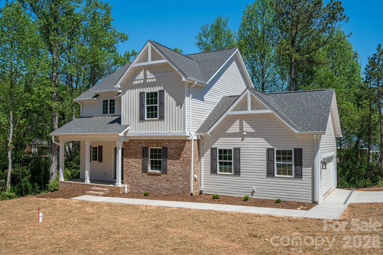 17 Tennyson Drive - Photo 1