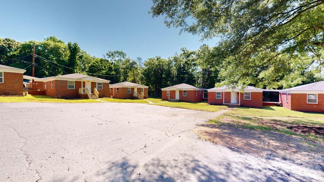 4517 Helena Street - Photo 1