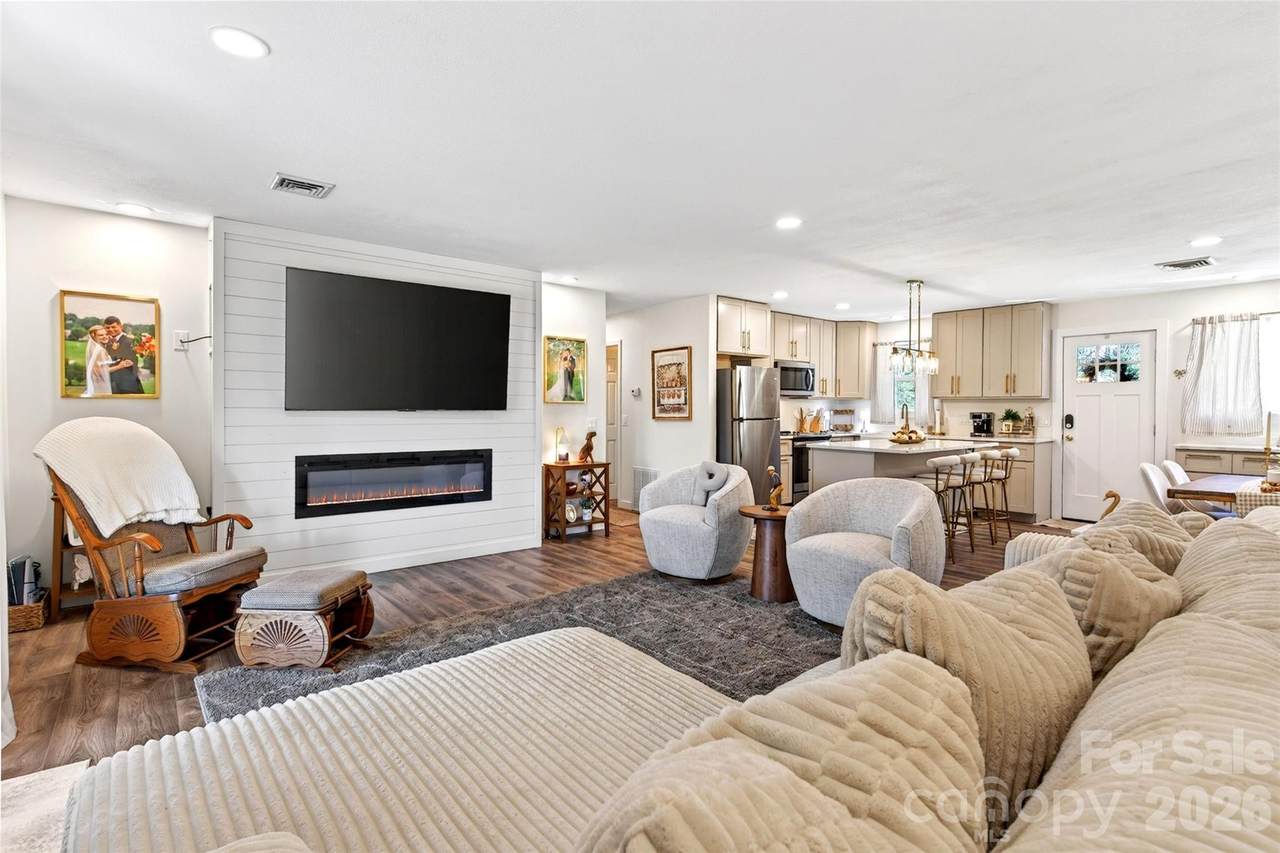 263 Fairway Lane - Photo 1