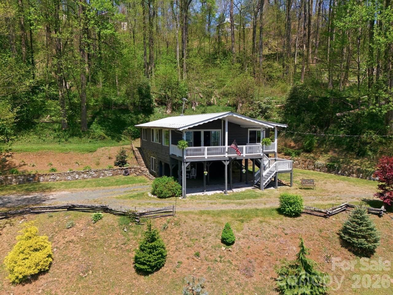199 Alpine Drive - Photo 1