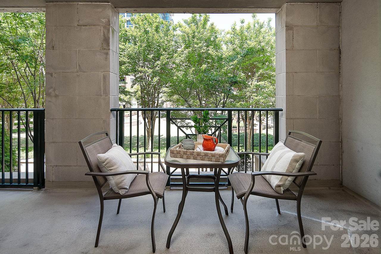 300 5th Street - Photo 1