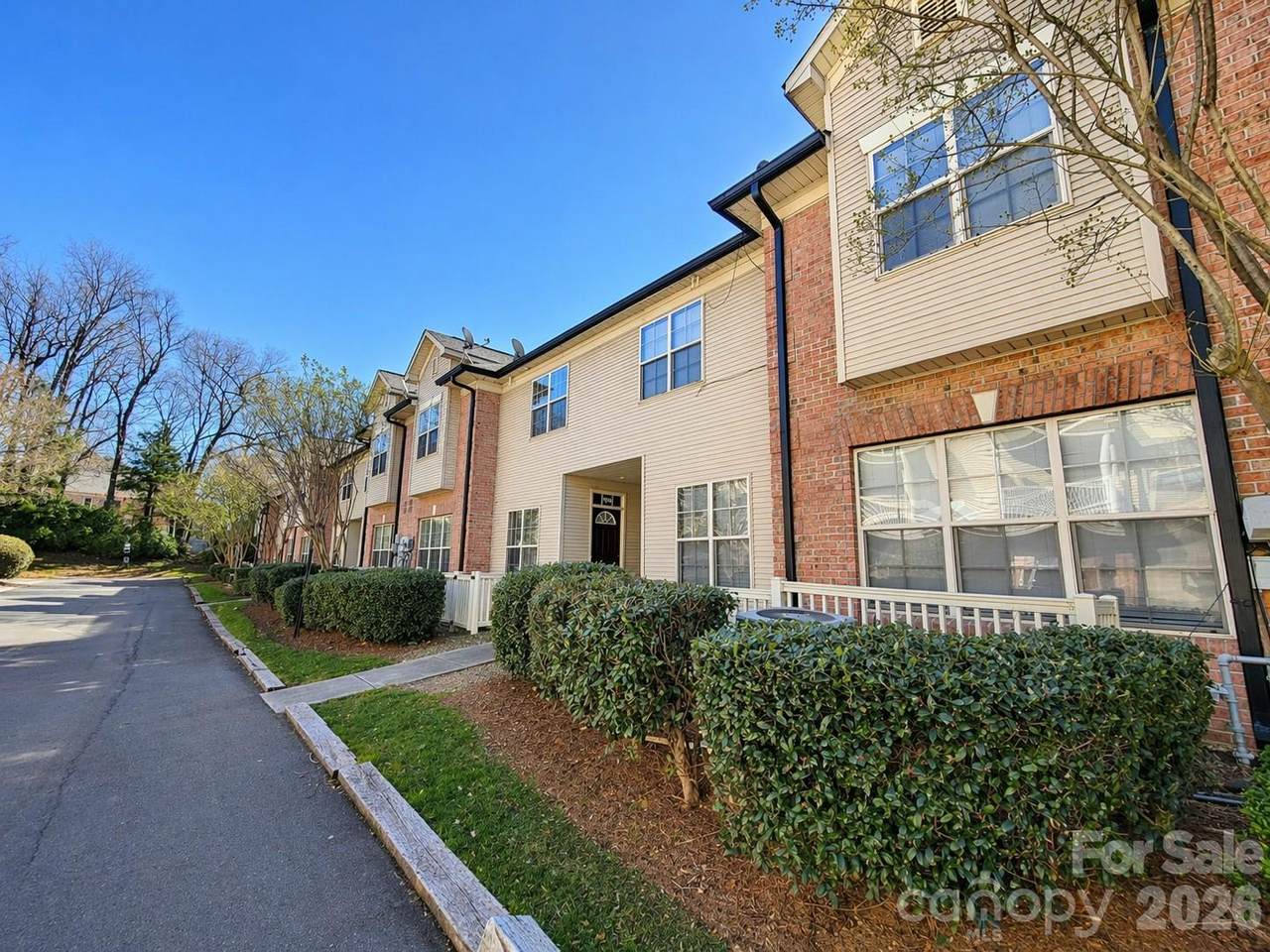 6525 Quarterbridge Lane - Photo 1