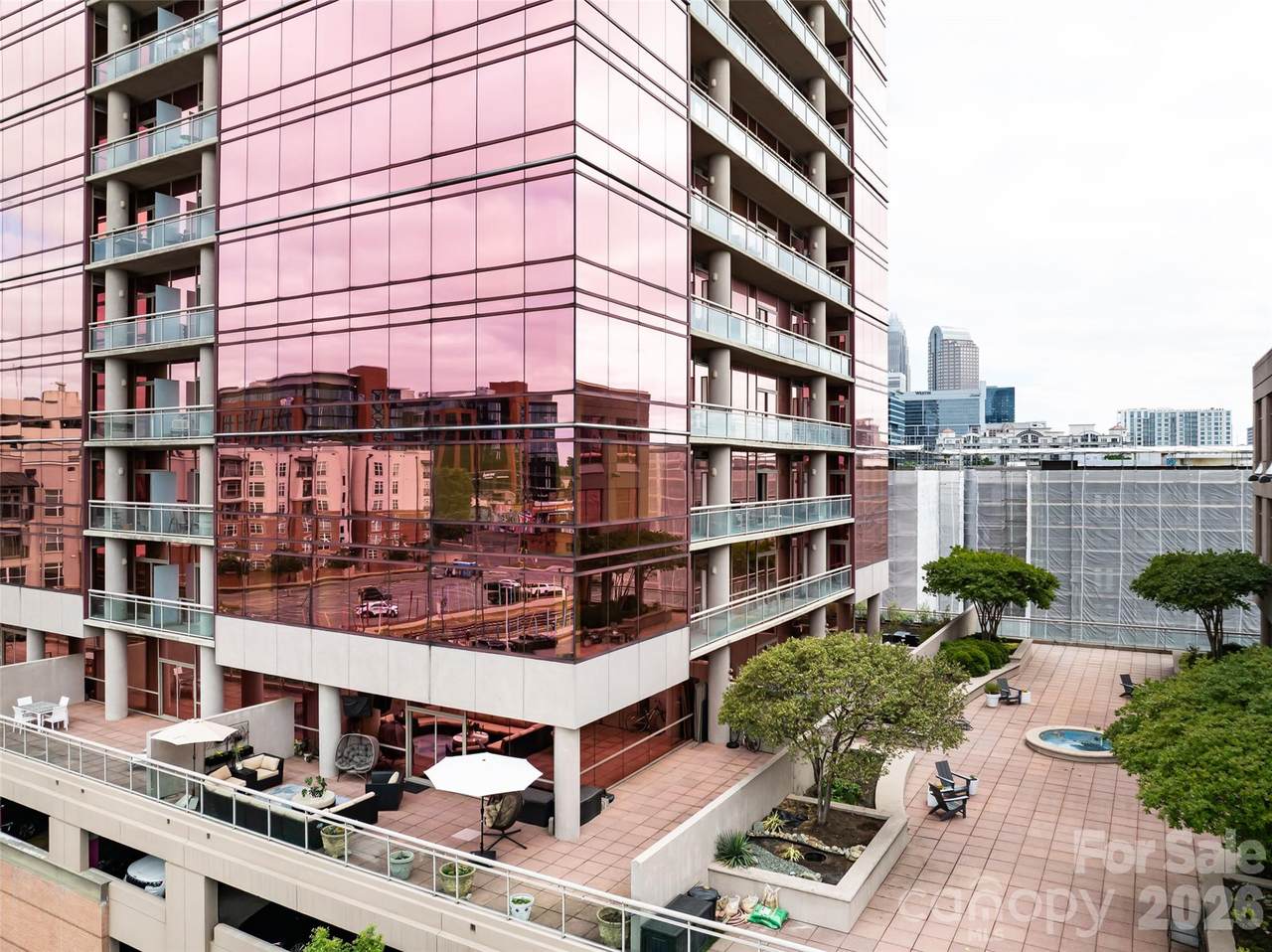 315 Arlington Avenue - Photo 1