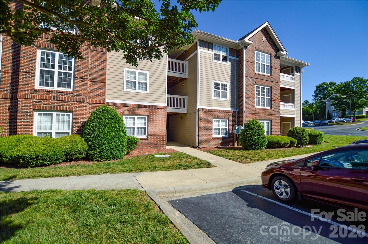 9810 Campus Walk Lane - Photo 1