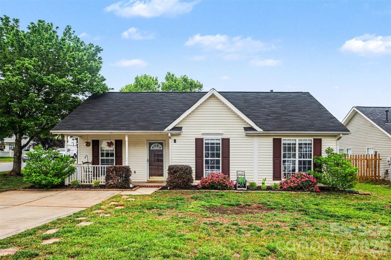 552 Chase Brook Drive - Photo 1