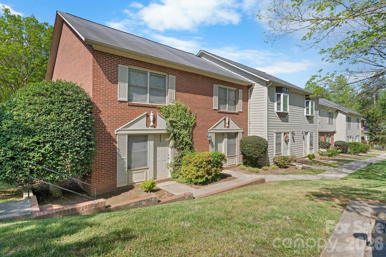 239 13th Avenue Place - Photo 1