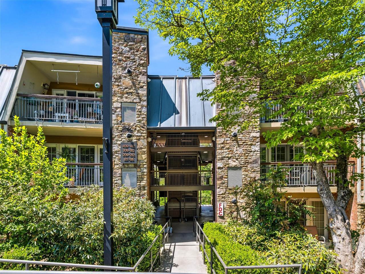 210 Bowling Park Road - Photo 1