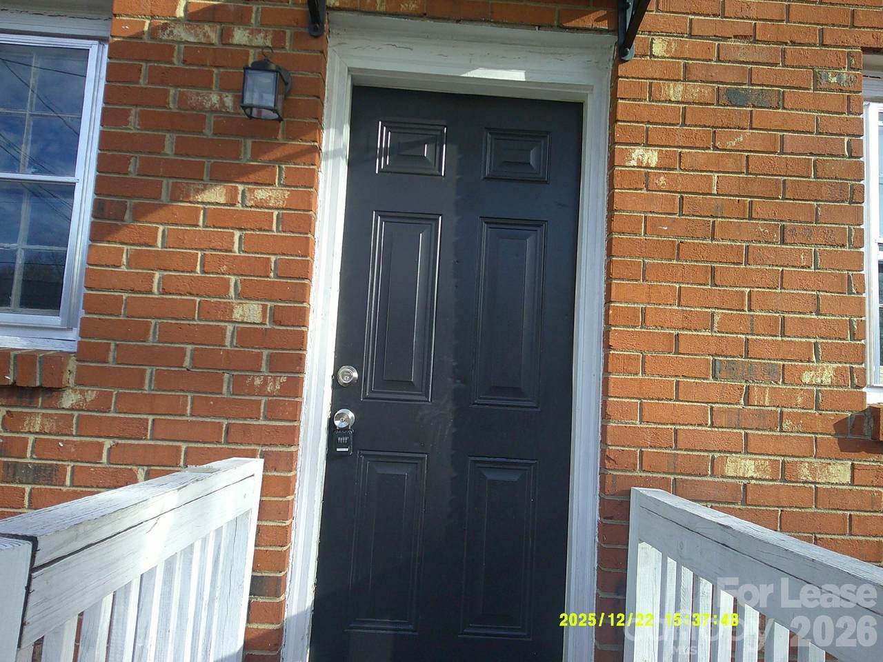 1205 Home Road - Photo 1