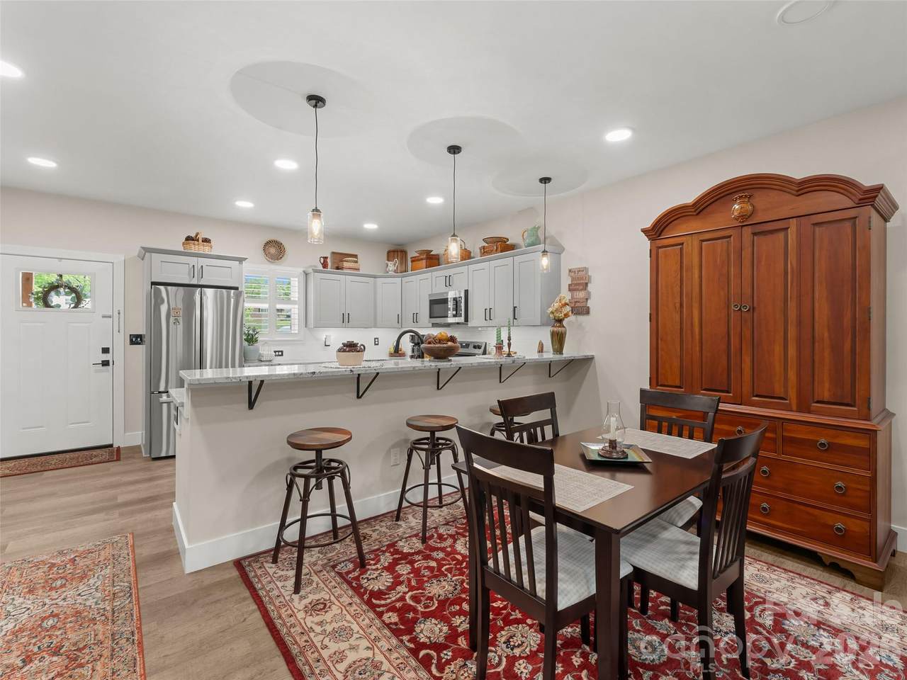 143 Carver Street - Photo 1