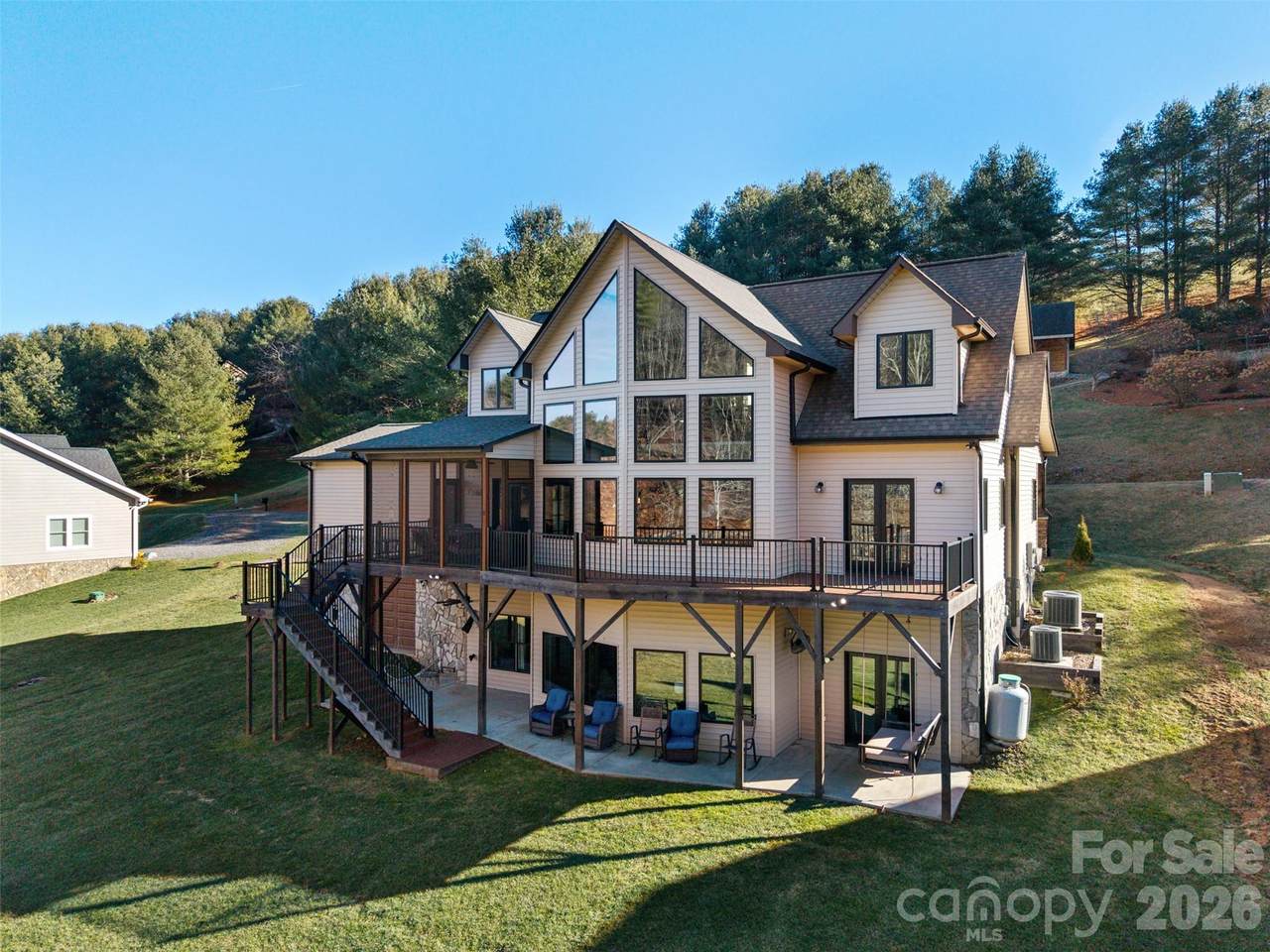 446 Green Meadows Drive - Photo 1