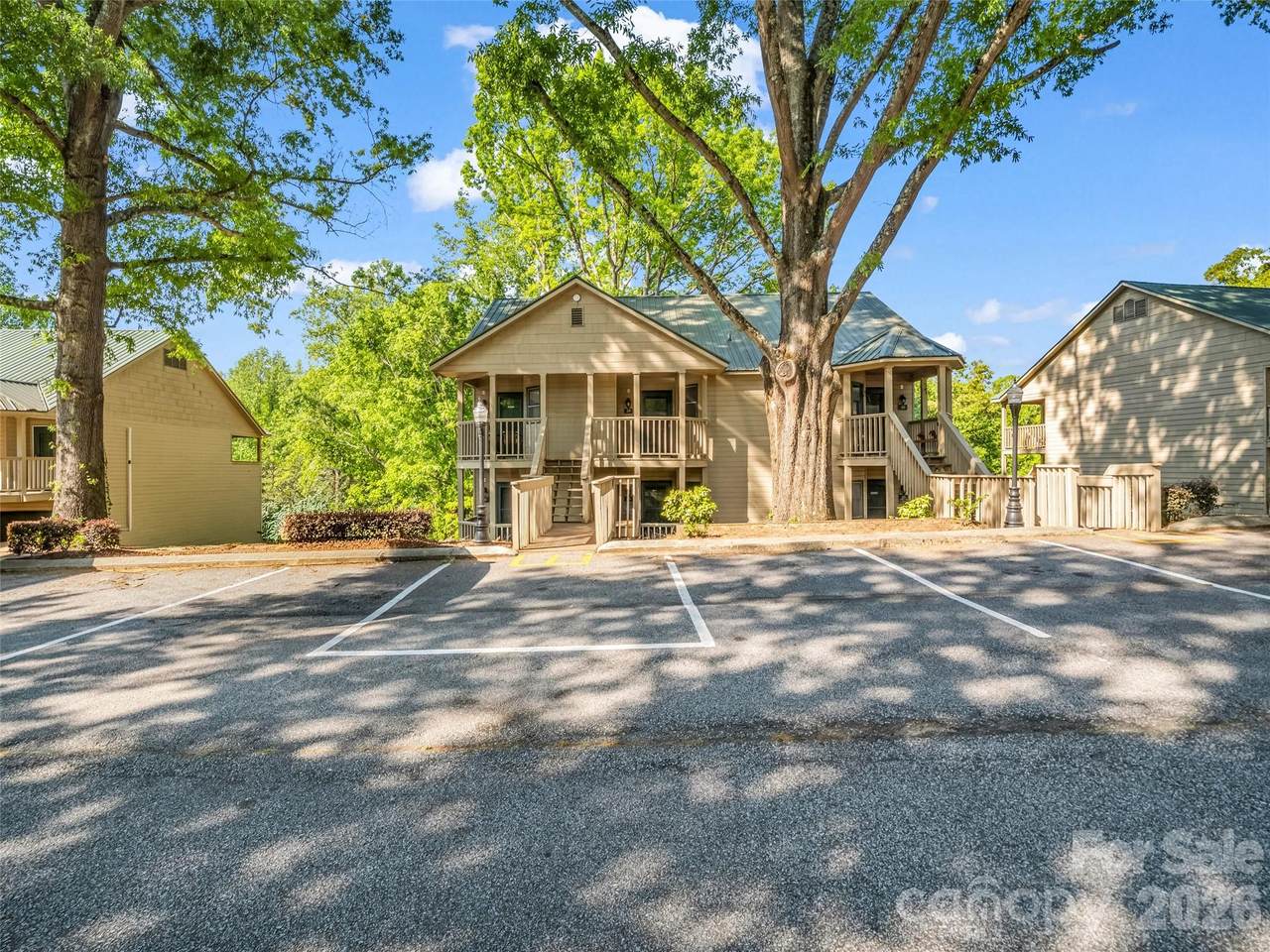160 Whitney Boulevard - Photo 1