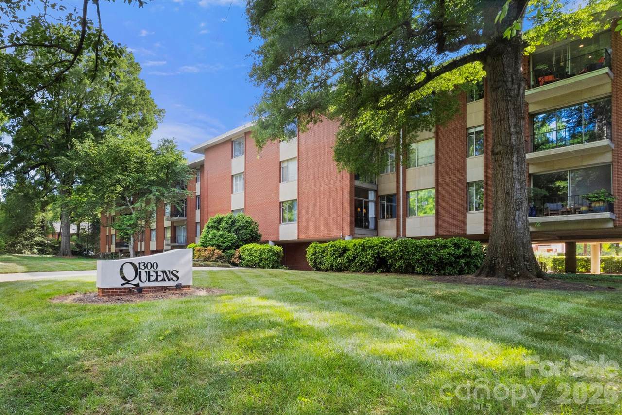 1300 Queens Road - Photo 1