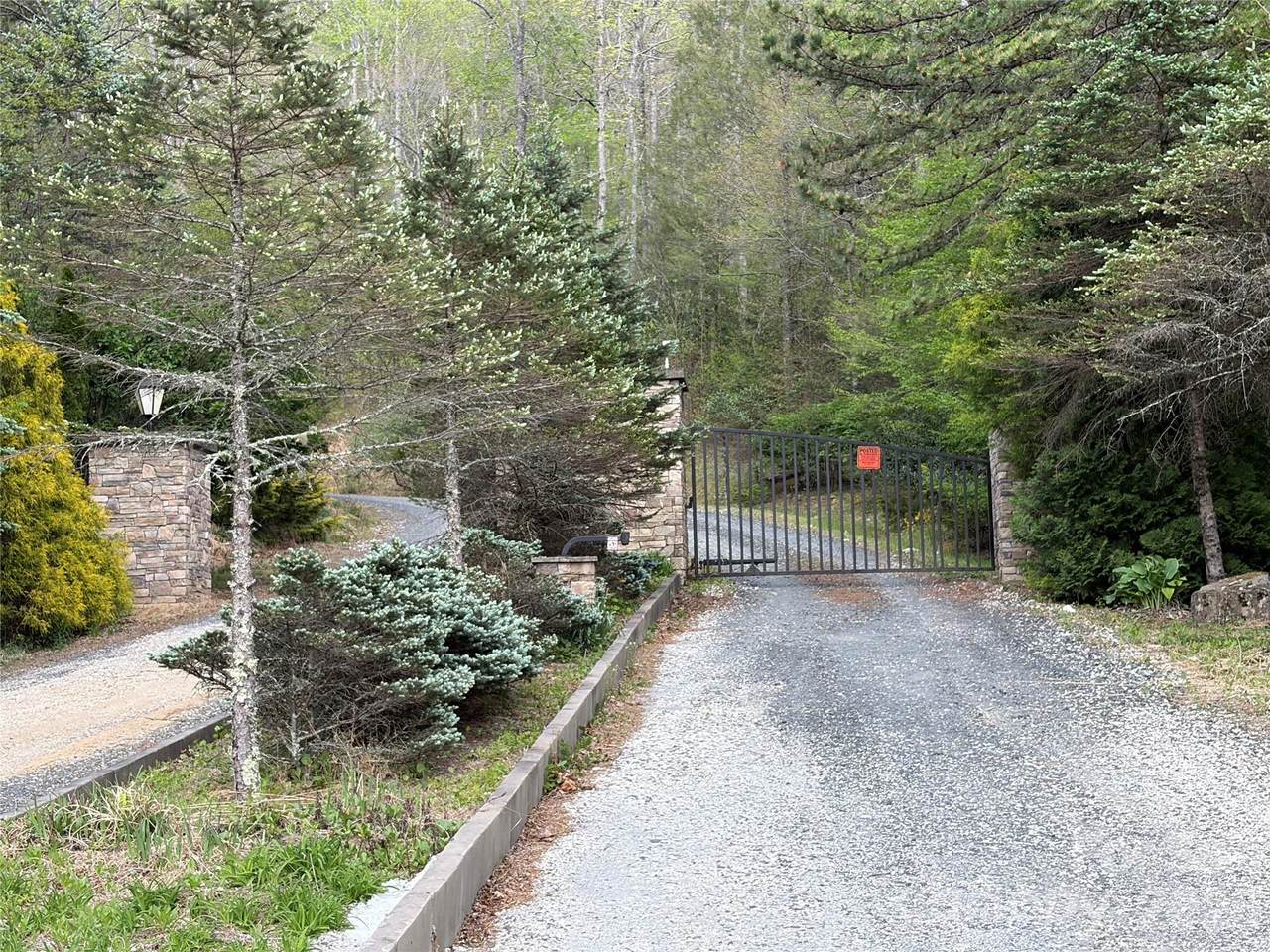 https://bt-photos.global.ssl.fastly.net/cmls/1280_boomver_1_4377316-1.jpg