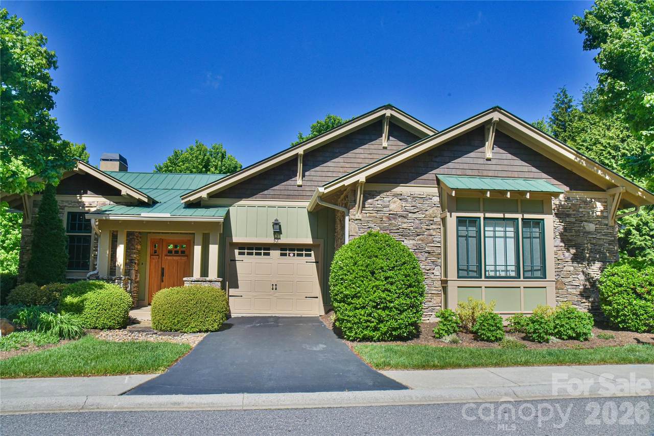 52 Mandolin Drive - Photo 1