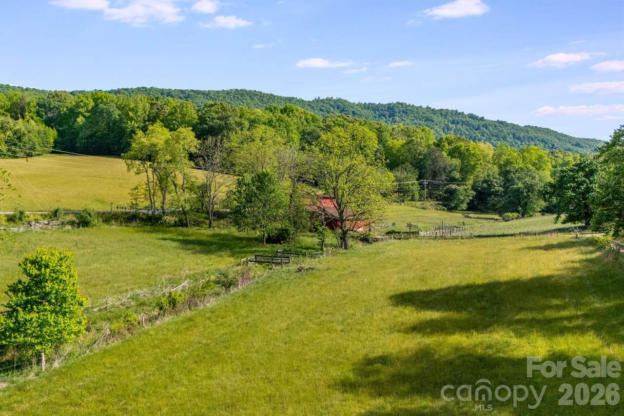 https://bt-photos.global.ssl.fastly.net/cmls/1280_boomver_1_4377791-1.jpg