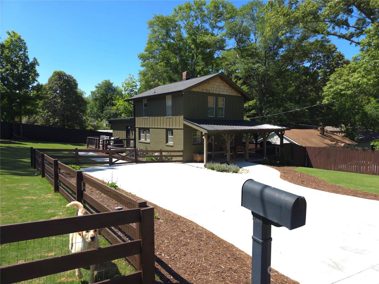 152 Florida Avenue - Photo 1