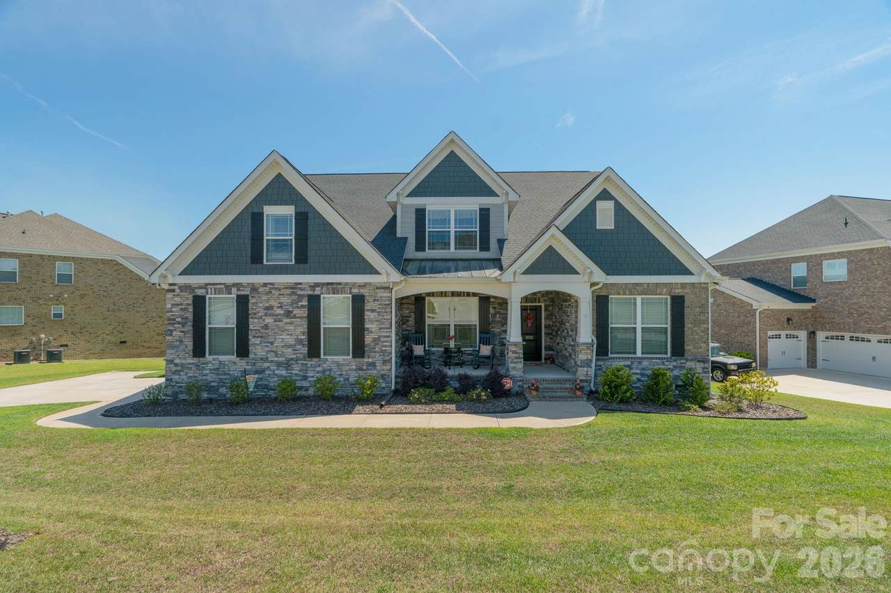 1050 Emerald Creek Drive - Photo 1