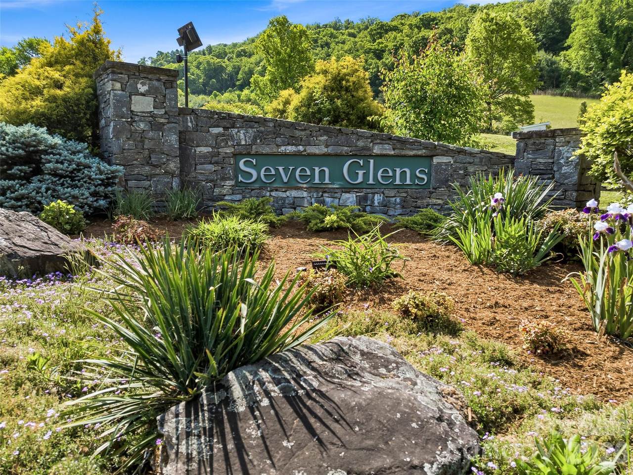 948 Cove Creek Lane - Photo 1
