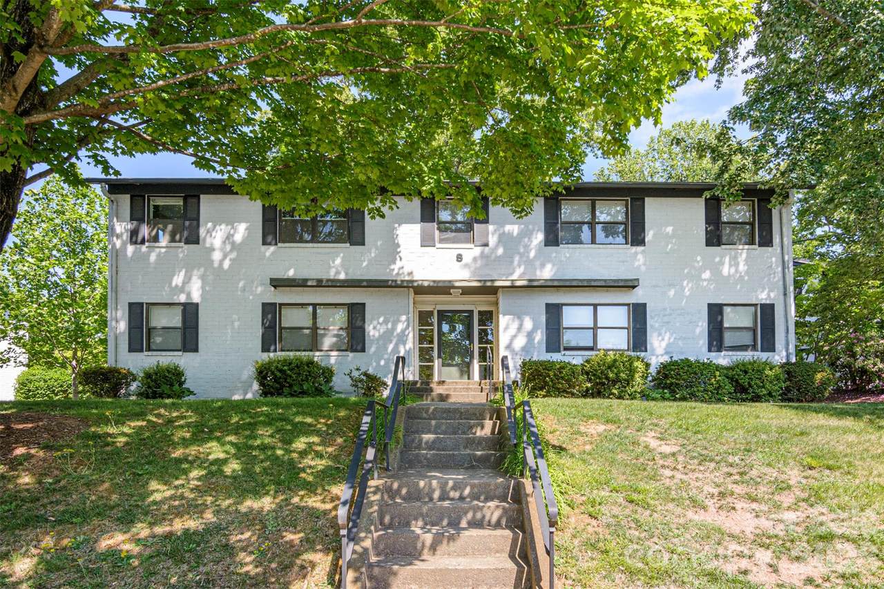 615 Biltmore Avenue - Photo 1