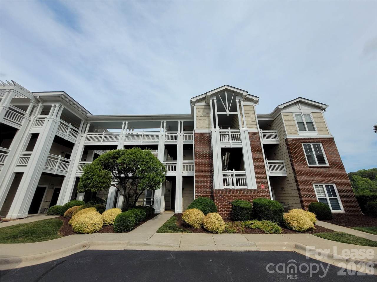 940 Jetton Street - Photo 1