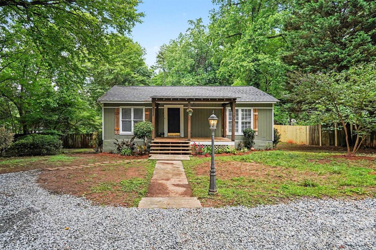 9118 Lakebrook Road - Photo 1
