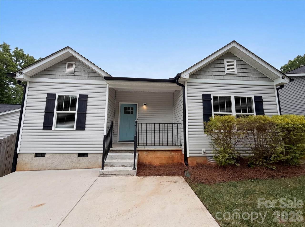5704 Woodard Street - Photo 1