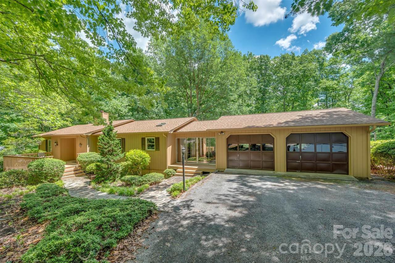 66 Oakwood Lane - Photo 1