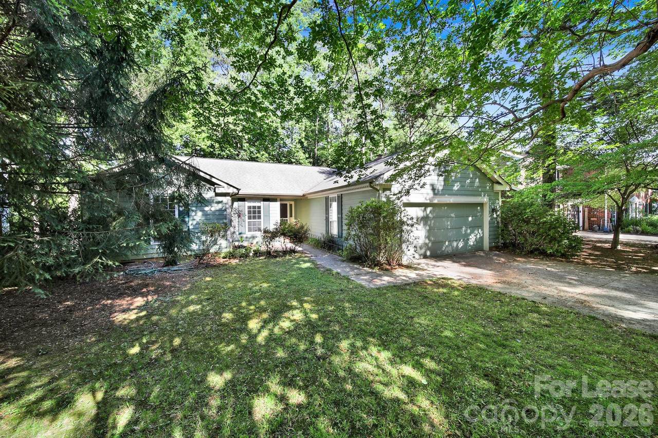 3421 Crescent Knoll Drive - Photo 1