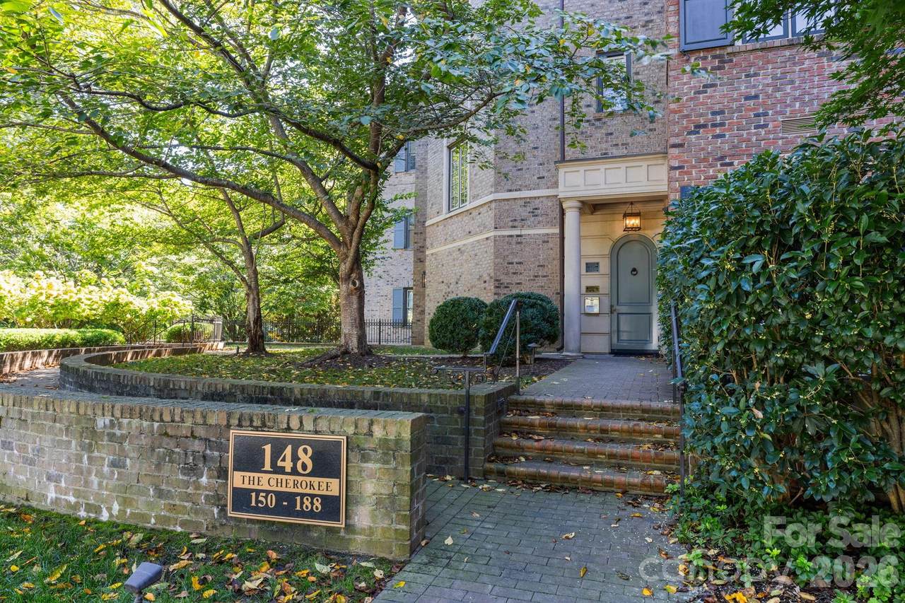 168 Cherokee Road - Photo 1