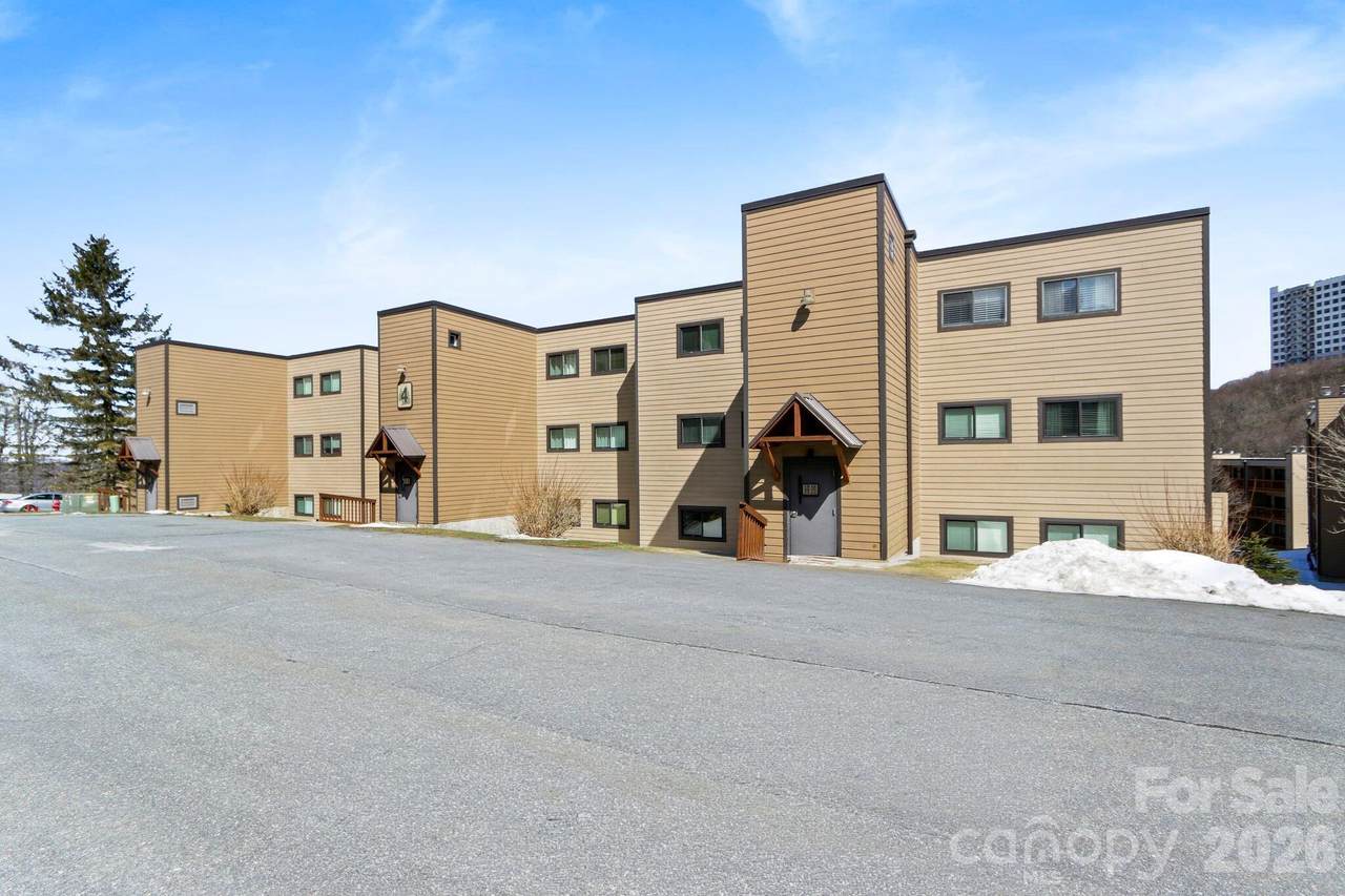 104 Sugar Ski Drive - Photo 1