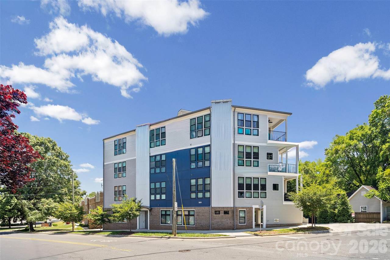 501 37th Street - Photo 1