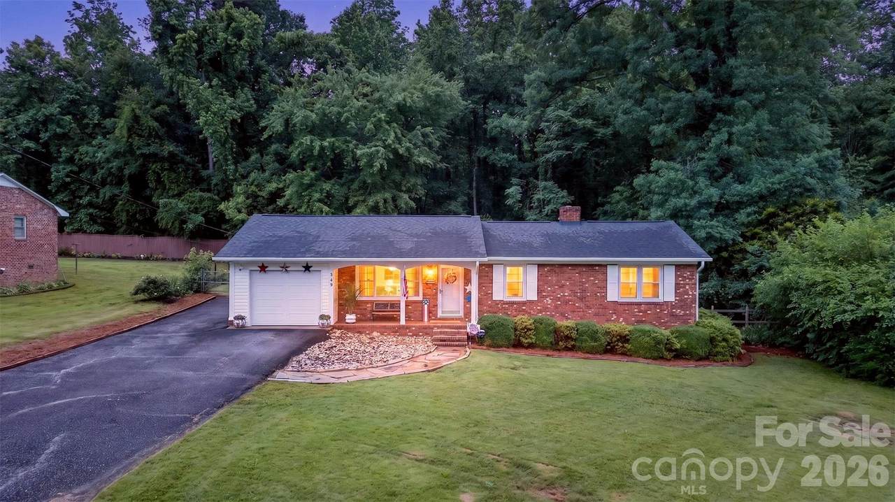 549 Barnwell Road - Photo 1