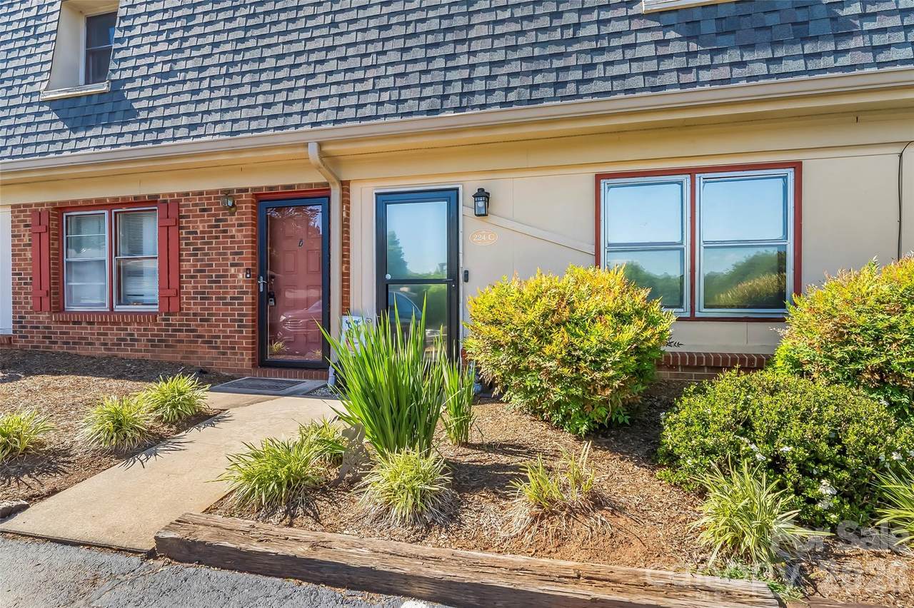 224 14th Avenue - Photo 1