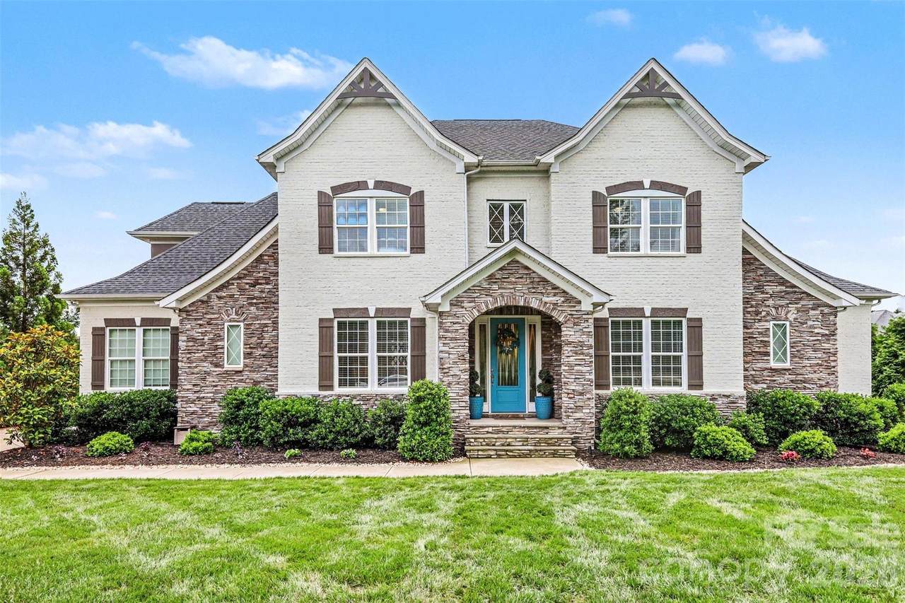 4002 Soleado Drive - Photo 1