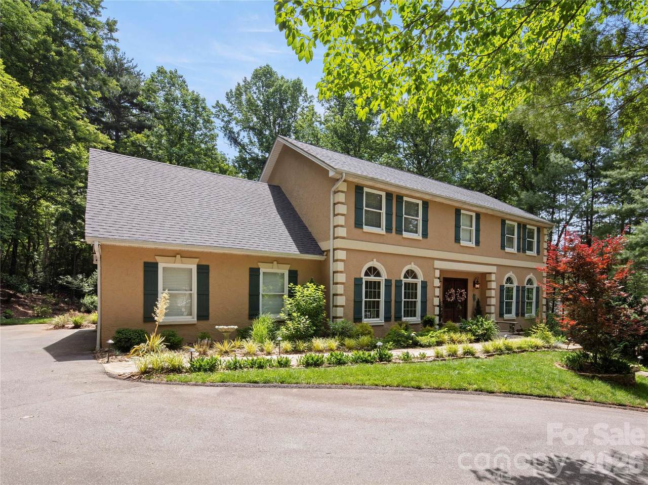 105 Braeside Circle - Photo 1