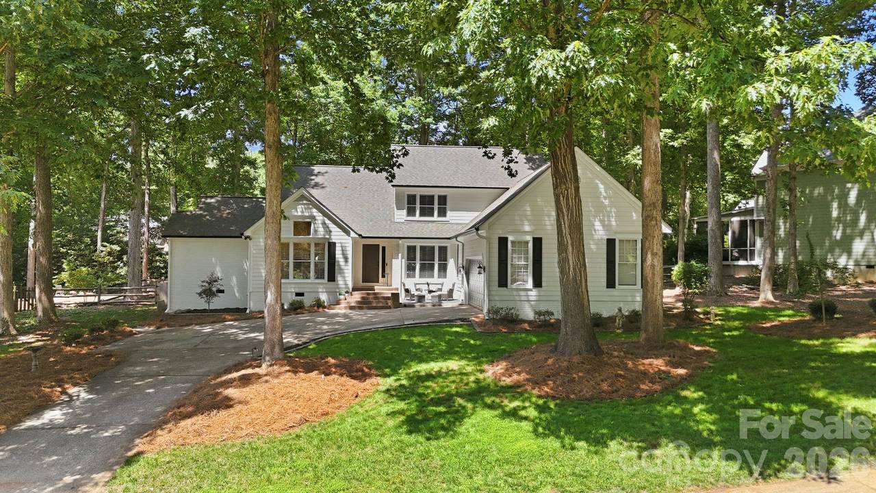 8916 Oxfordshire Court - Photo 1