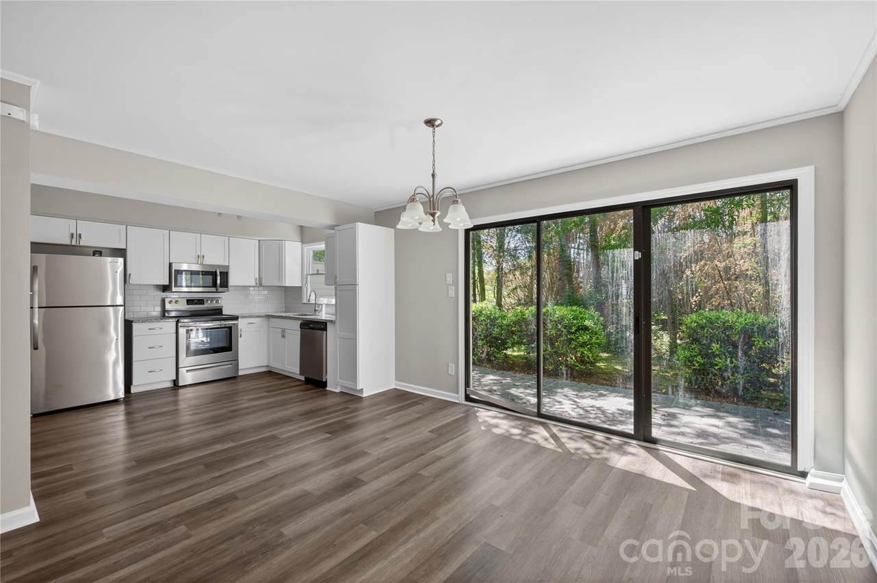 1610 Renard Ridge Road - Photo 1